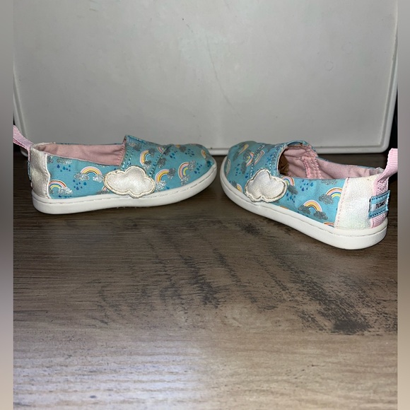 TOMS Toddler Girls Alpargata Weather Foil Graphic Slip On Flats size 7 - Picture 4 of 8